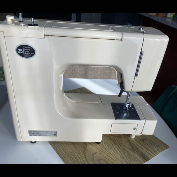 Kenmore Sewing Machine - Picture 4 of 4